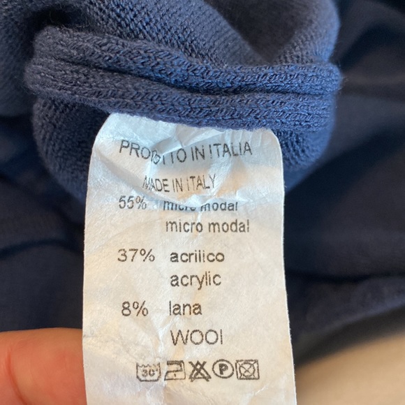 Italia women top and skirt (one set) - Picture 6 of 10